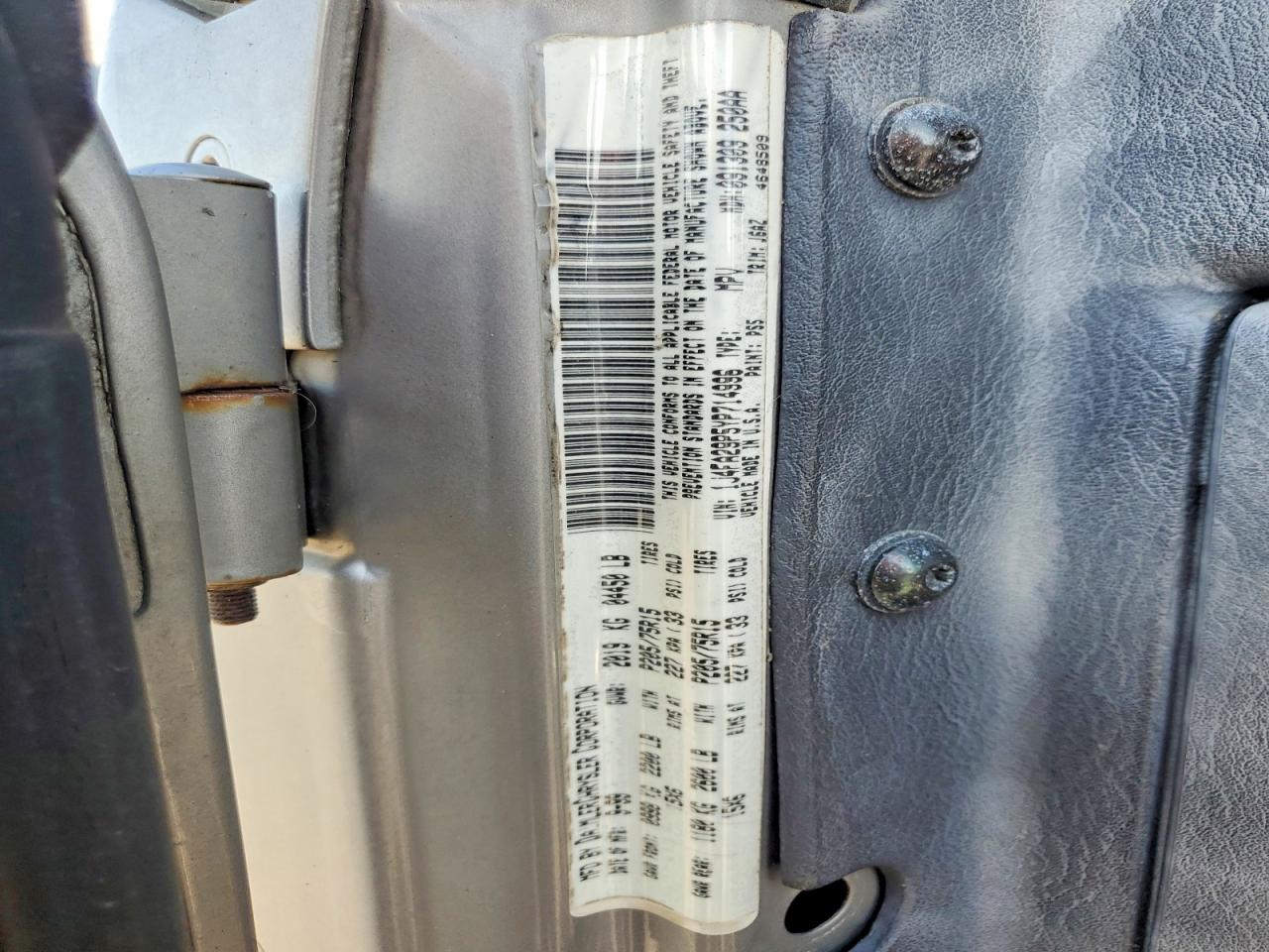 2000 Jeep Wrangler / Tj Se Silver vin: 1J4FA29P5YP714996