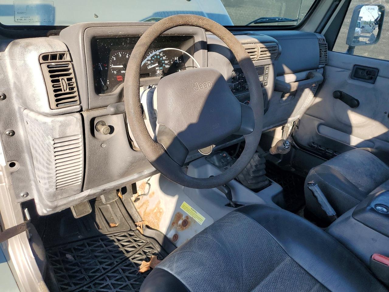 2000 Jeep Wrangler / Tj Se Silver vin: 1J4FA29P5YP714996