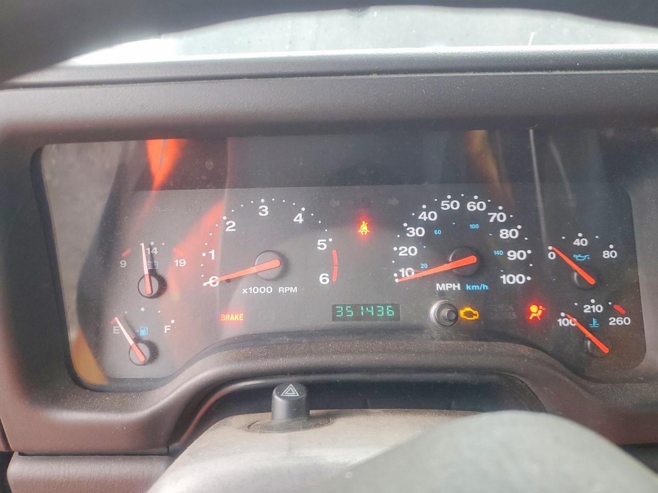 2001 Jeep Wrangler / Tj Se Black vin: 1J4FA29P61P343207