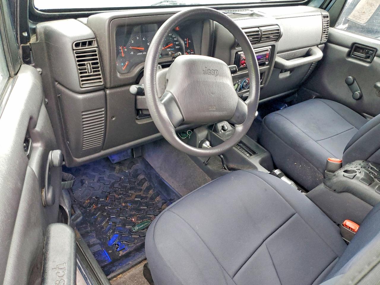 2002 Jeep Wrangler / Tj Se Серый vin: 1J4FA29P62P740997