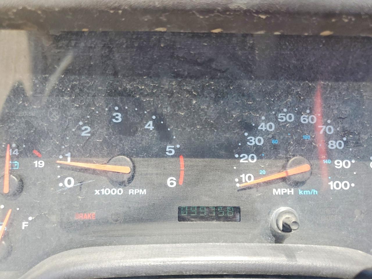 2001 Jeep Wrangler / Tj Se Red vin: 1J4FA29P91P362754
