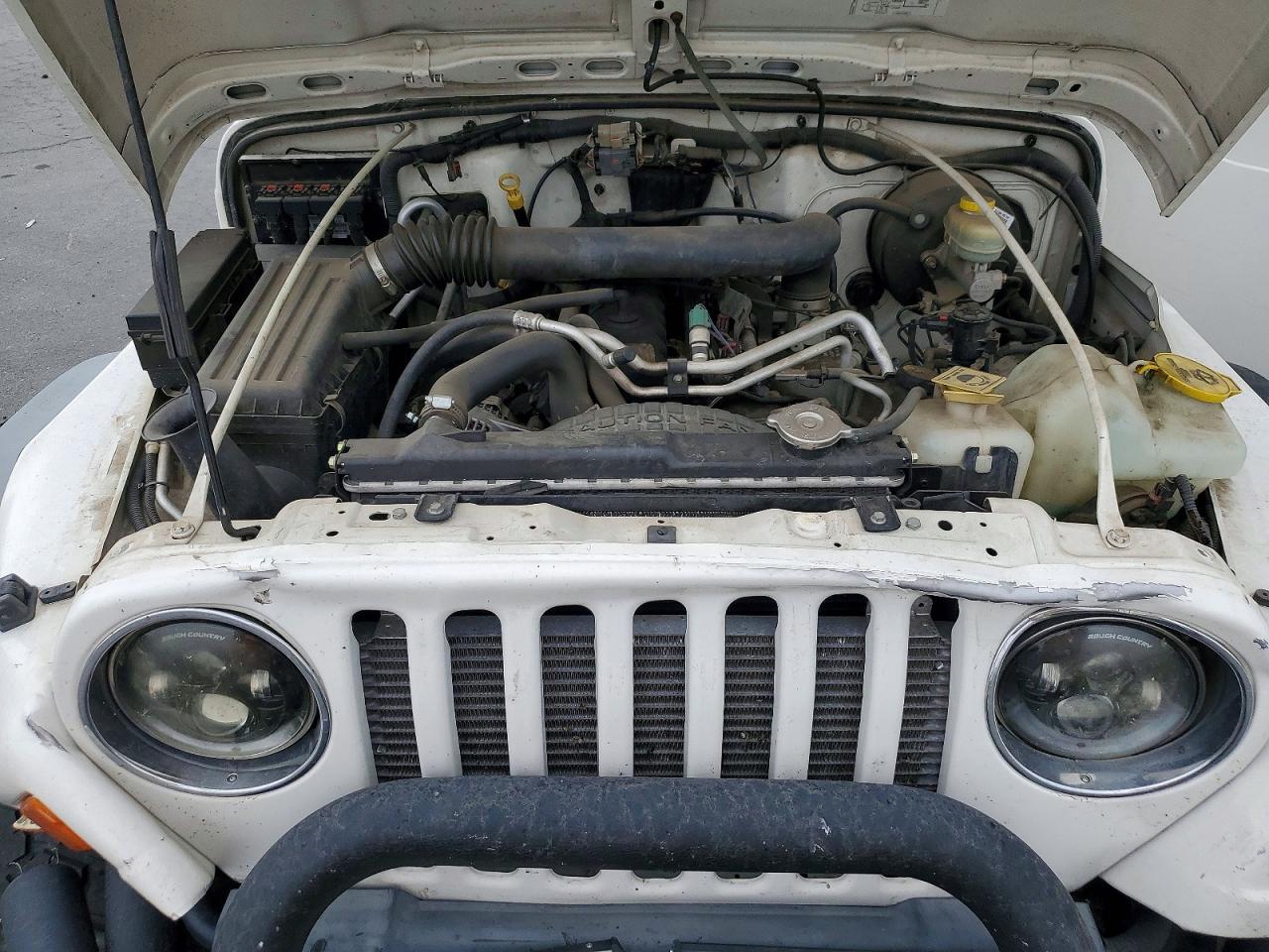 2005 Jeep Wrangler / Tj Se White vin: 1J4FA29S95P376177