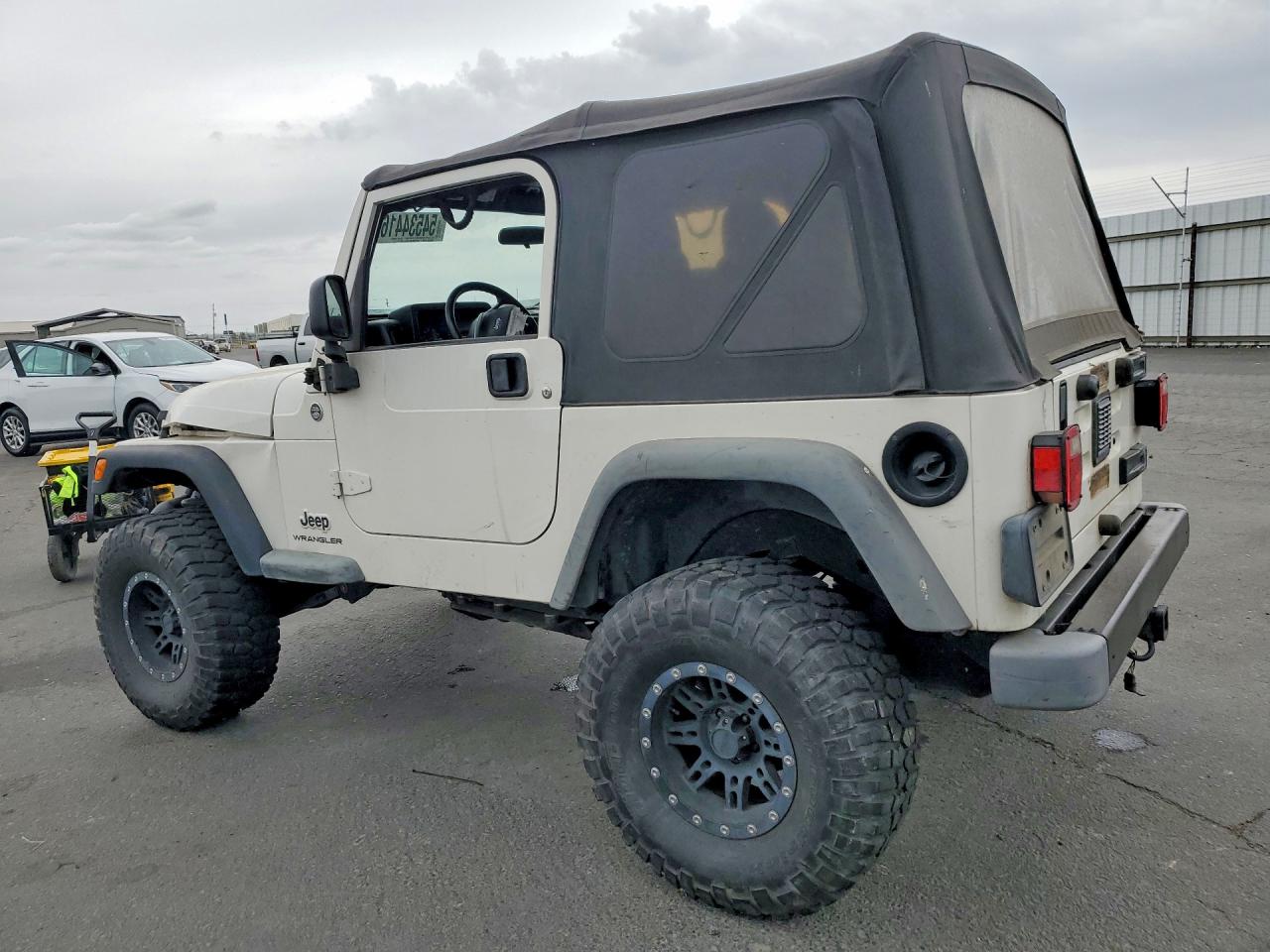 2005 Jeep Wrangler / Tj Se White vin: 1J4FA29S95P376177