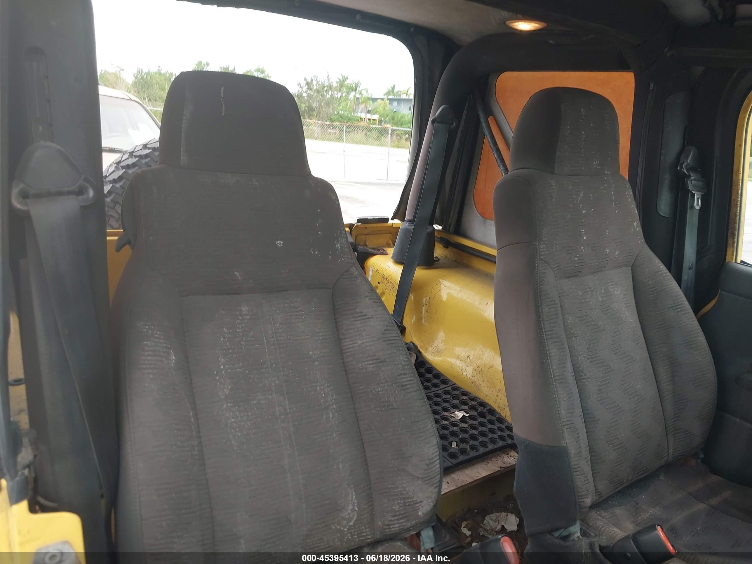 2004 Jeep Wrangler X Yellow vin: 1J4FA39S04P729197