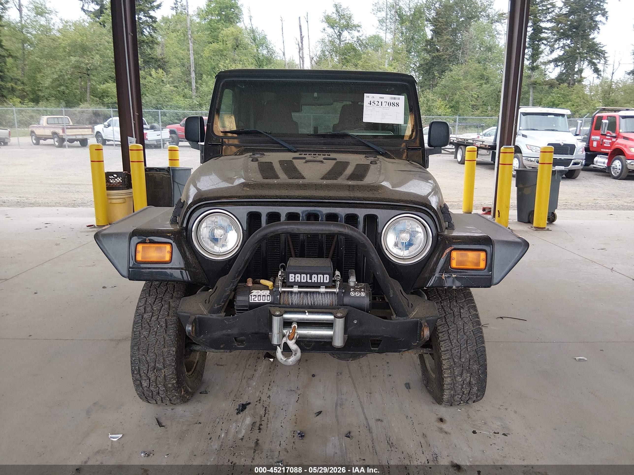 2004 Jeep Wrangler X Black vin: 1J4FA39S04P730737