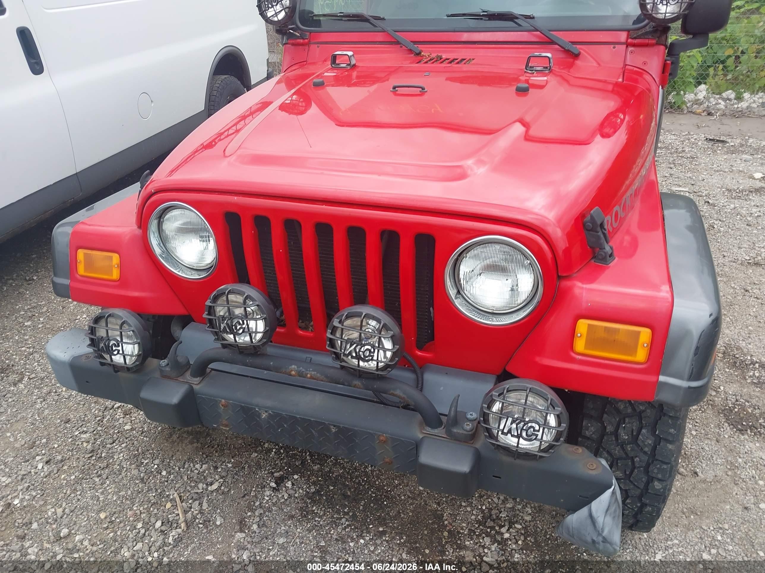 2004 Jeep Wrangler X Red vin: 1J4FA39S04P798388