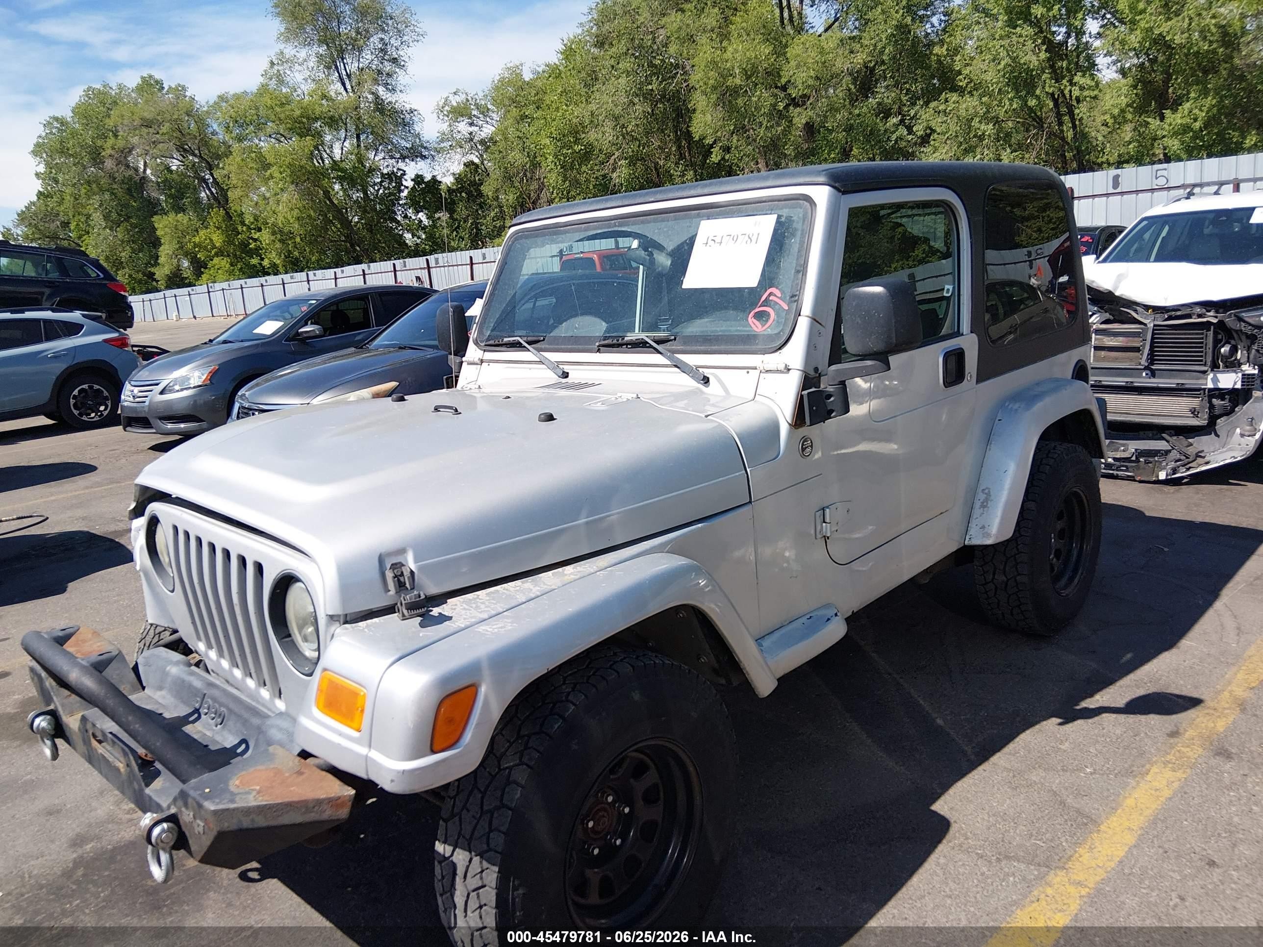2005 Jeep Wrangler X Серебряный vin: 1J4FA39S05P355174