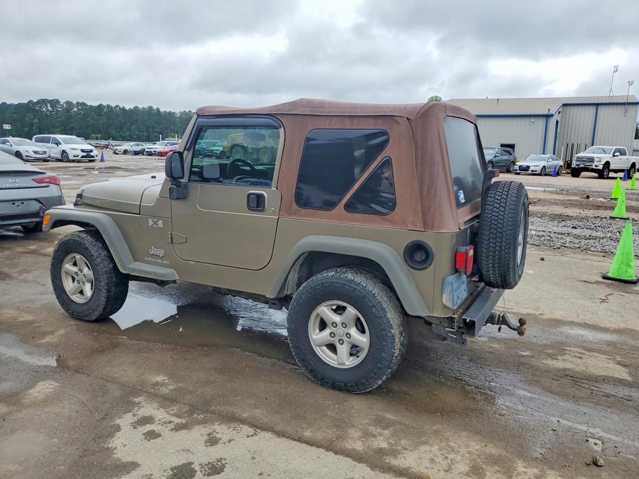 2003 Jeep Wrangler Commando Tan vin: 1J4FA39S13P309091