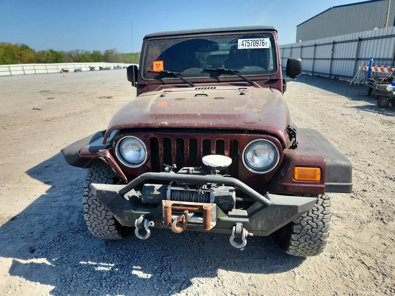 2004 Jeep Wrangler X Burgundy vin: 1J4FA39S14P702851