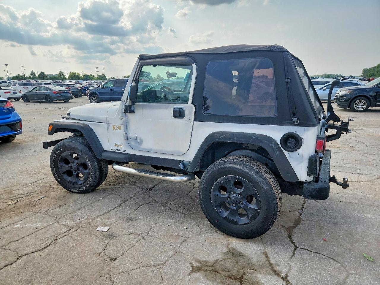 2005 Jeep Wrangler X White vin: 1J4FA39S15P358777