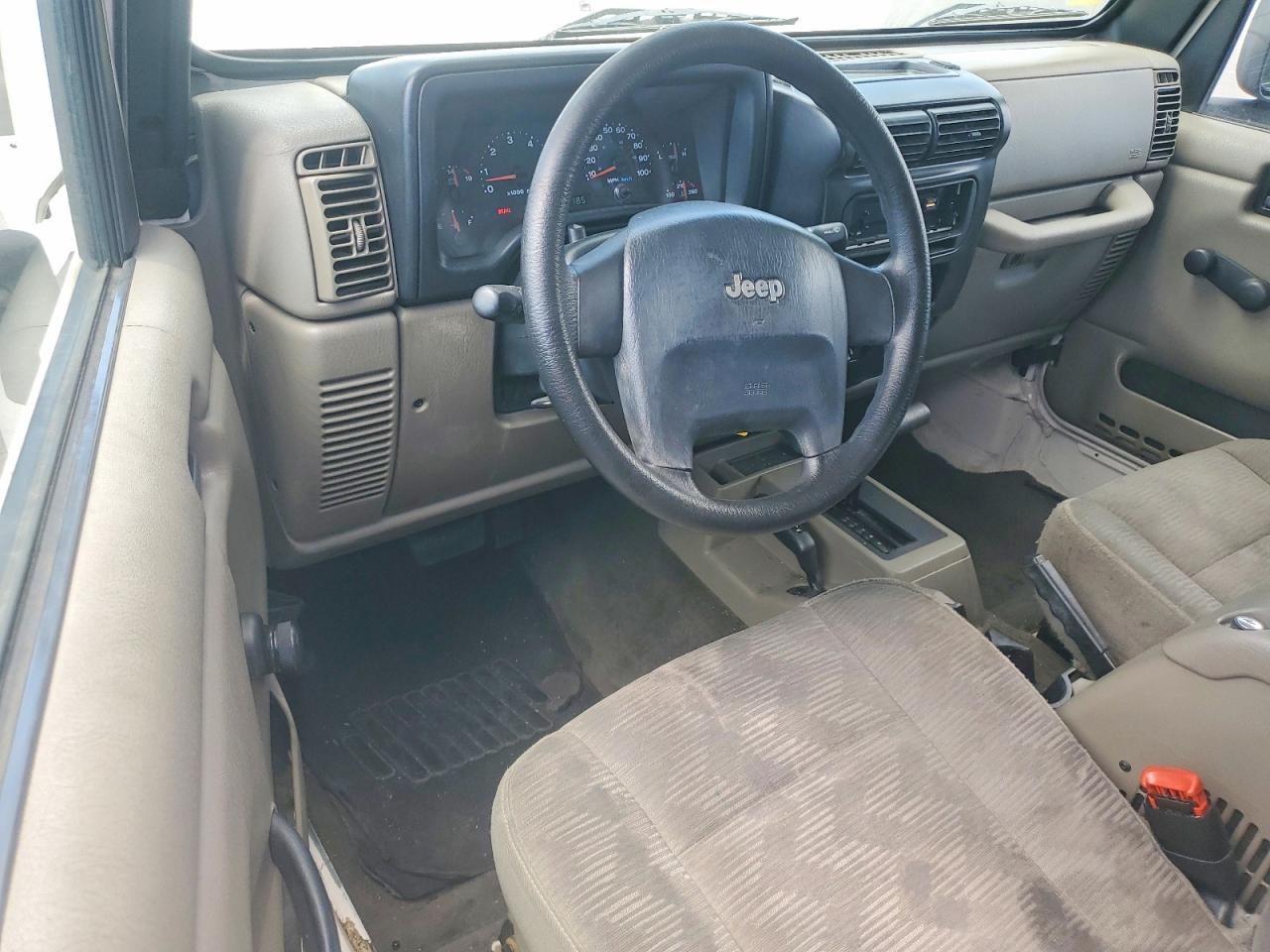 2005 Jeep Wrangler X White vin: 1J4FA39S15P359184
