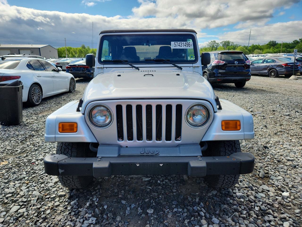 2005 Jeep Wrangler X Серебряный vin: 1J4FA39S25P353880