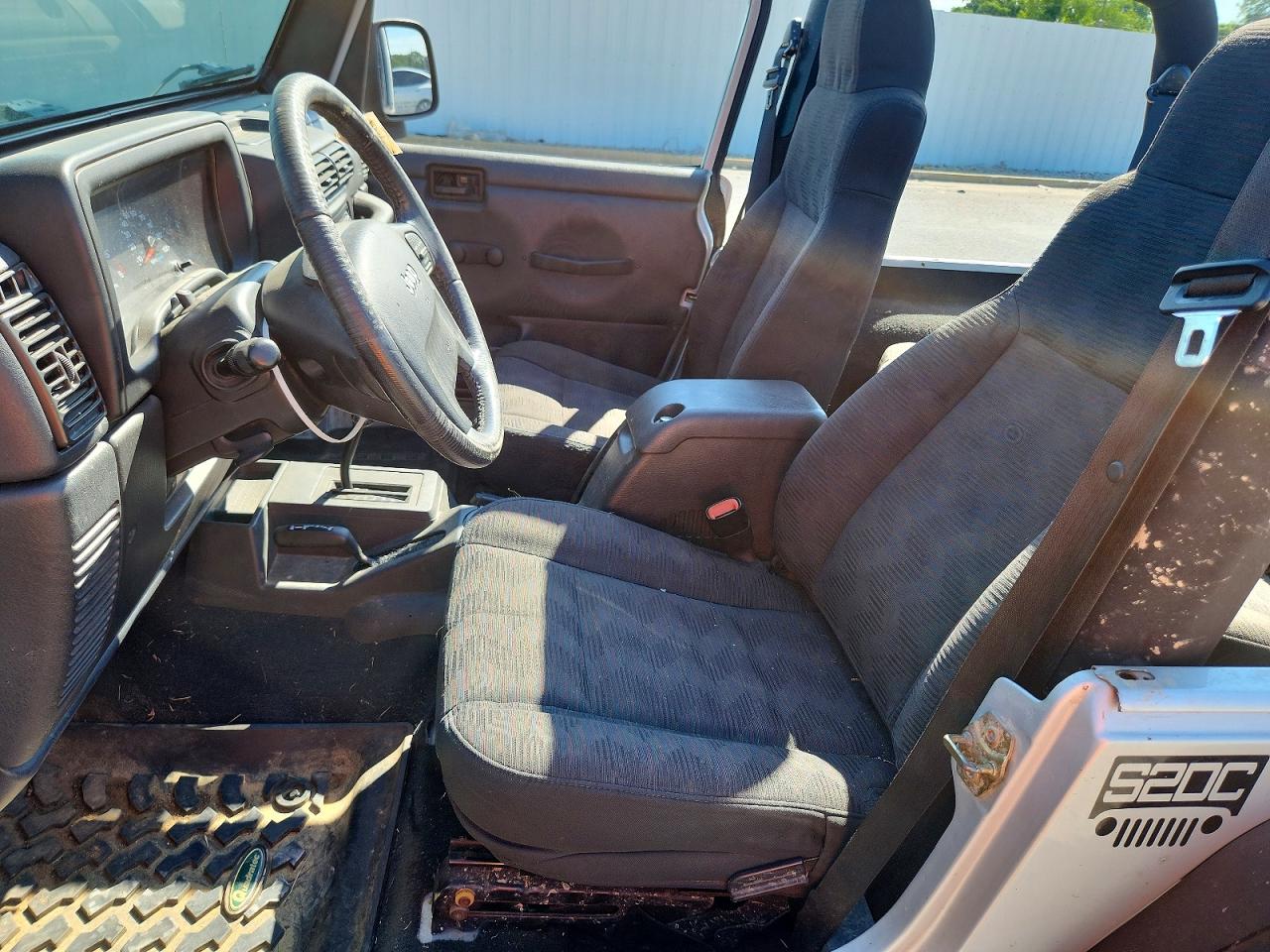 2005 Jeep Wrangler X Silver vin: 1J4FA39S25P359629