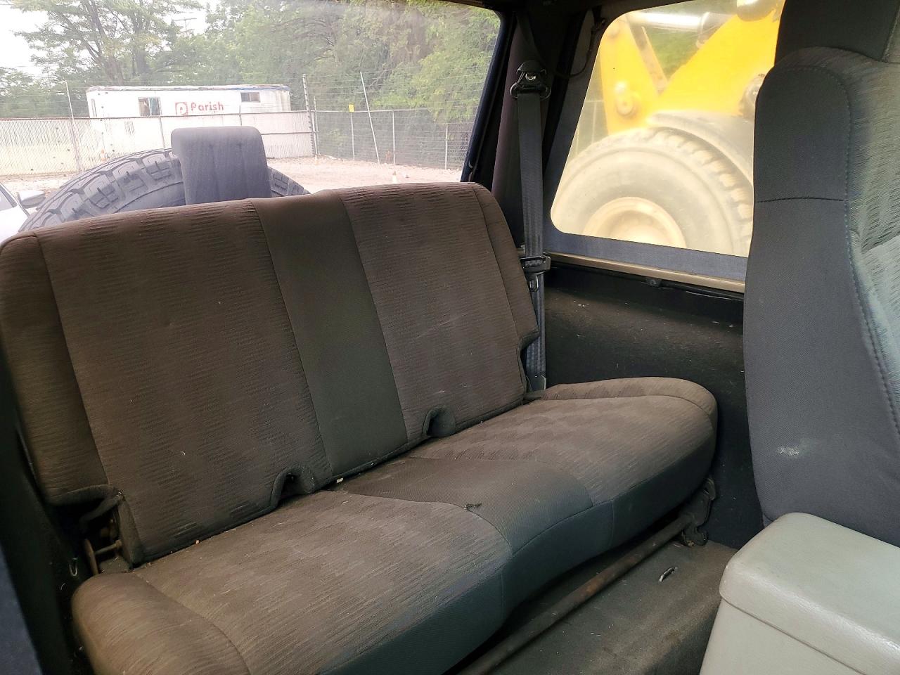 2004 Jeep Wrangler X Tan vin: 1J4FA39S34P793055