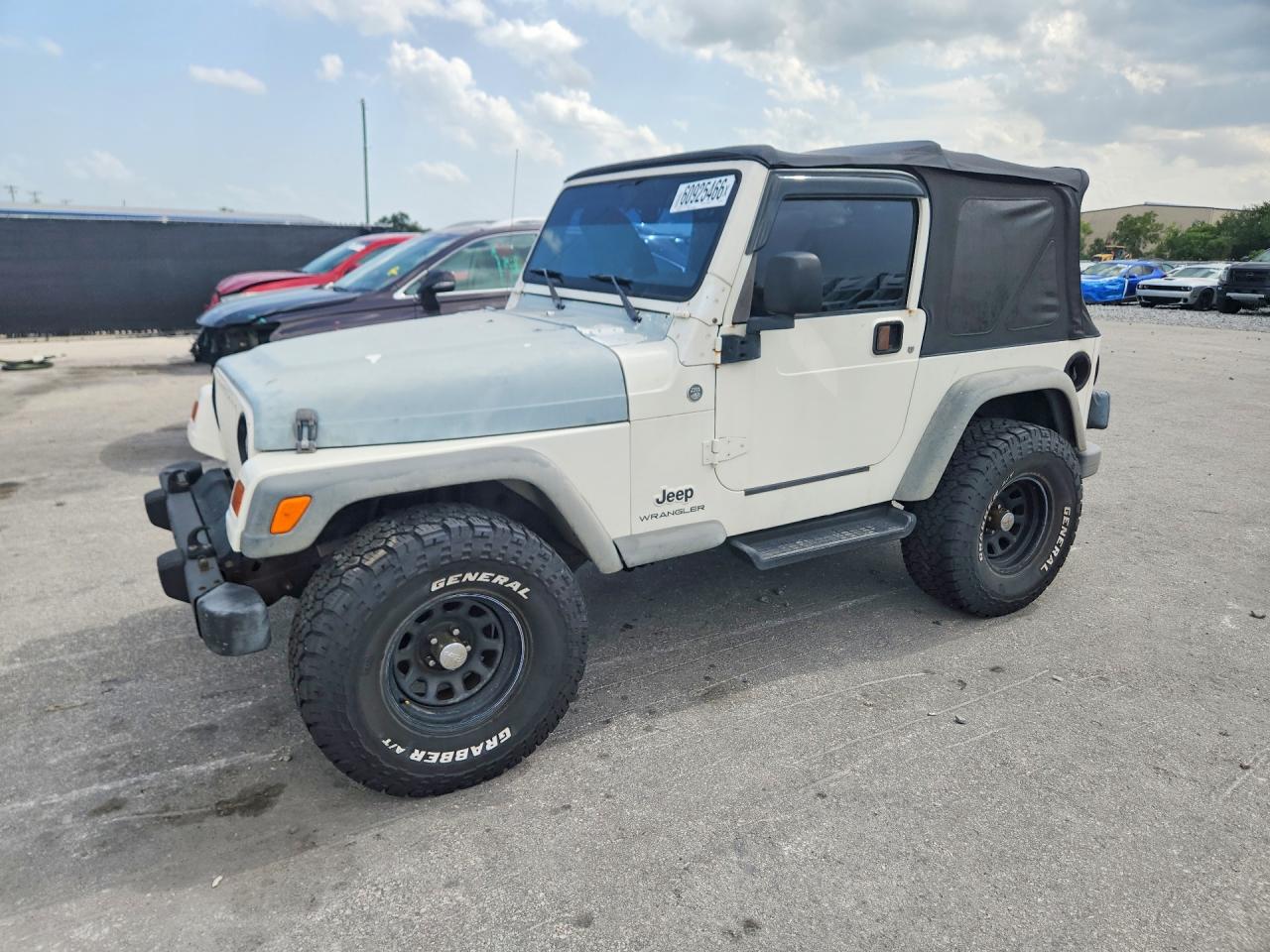 2005 Jeep Wrangler X White vin: 1J4FA39S35P337557