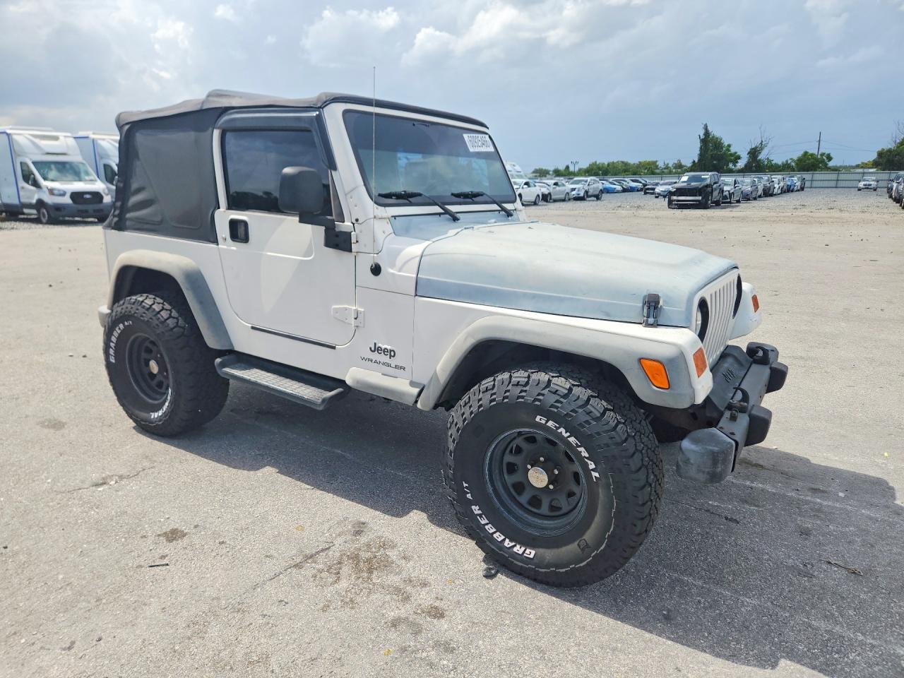 2005 Jeep Wrangler X White vin: 1J4FA39S35P337557