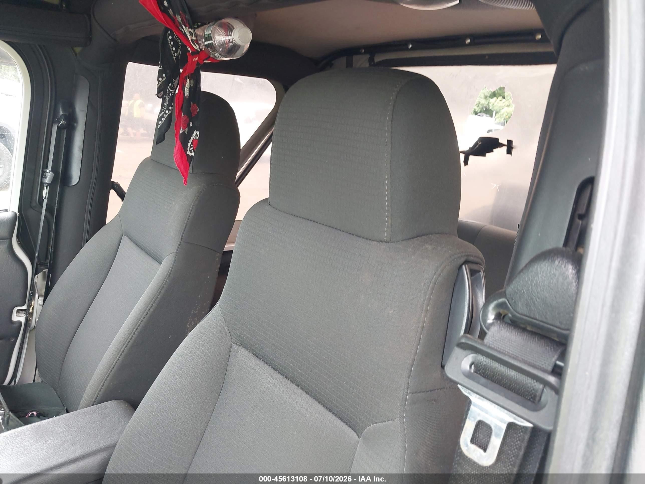 2006 Jeep Wrangler X White vin: 1J4FA39S36P737359