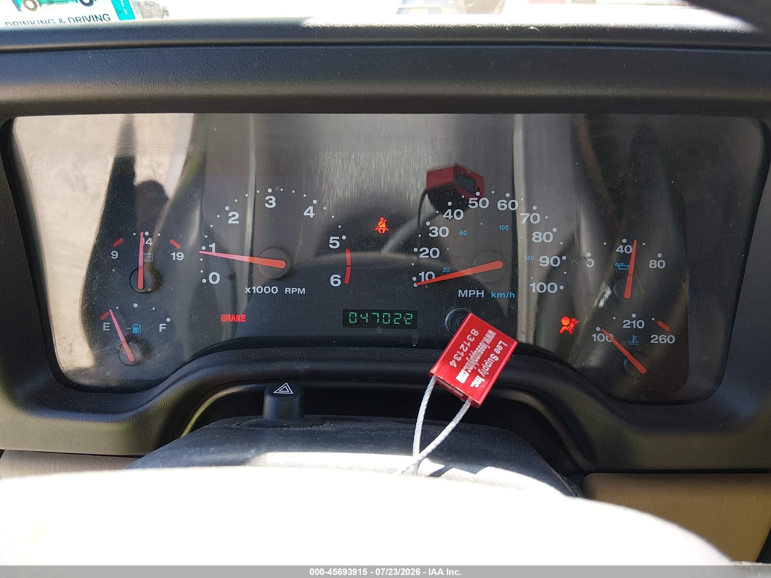 2002 Jeep Wrangler X Burgundy vin: 1J4FA39S42P715932