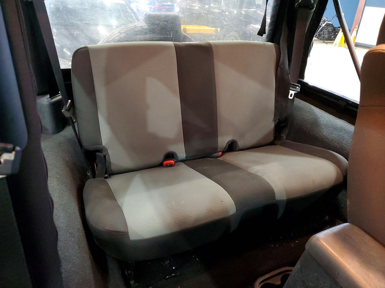 2005 Jeep Wrangler X Blue vin: 1J4FA39S45P370244