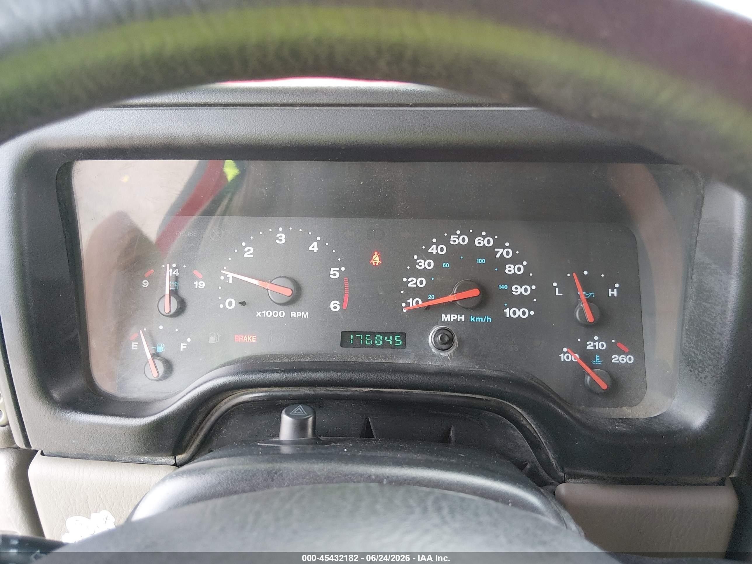 2004 Jeep Wrangler X Red vin: 1J4FA39S54P742544