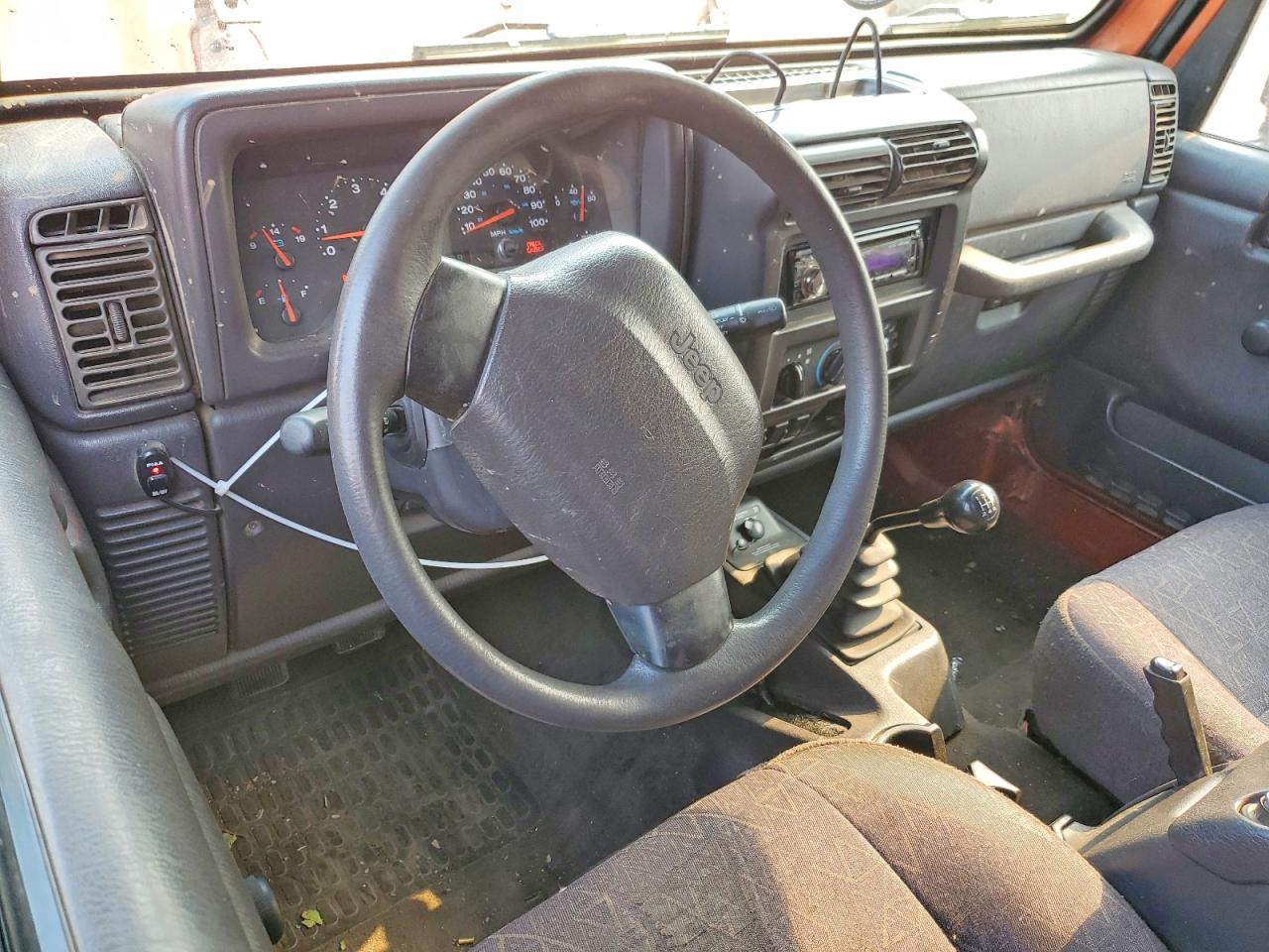 2002 Jeep Wrangler / Tj X Orange vin: 1J4FA39S62P750472