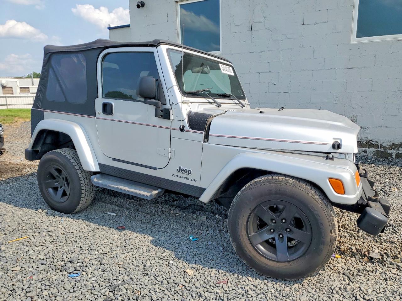2003 Jeep Wrangler Commando Серебряный vin: 1J4FA39S63P363132