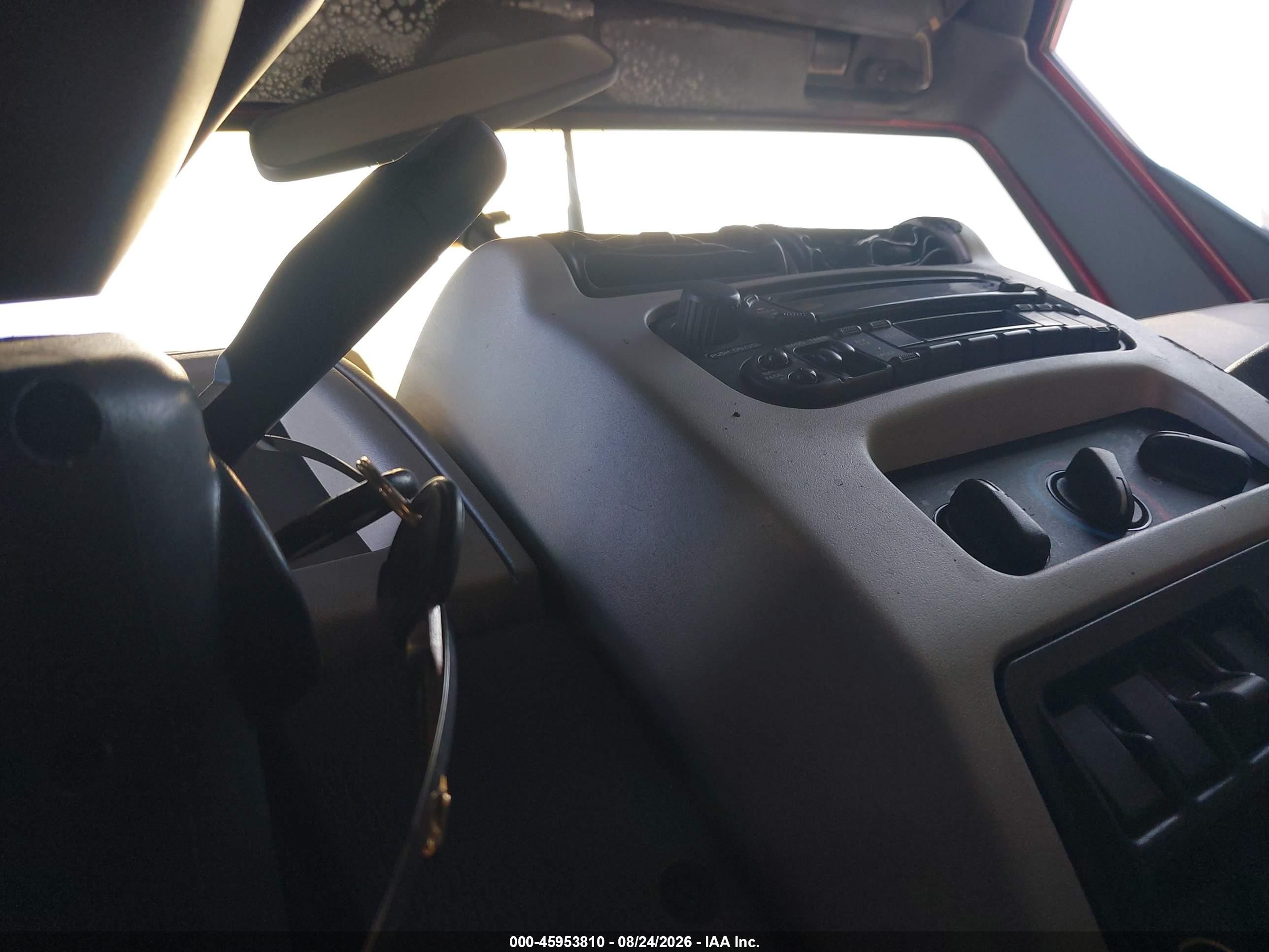 2004 Jeep Wrangler X Красный vin: 1J4FA39S64P727132