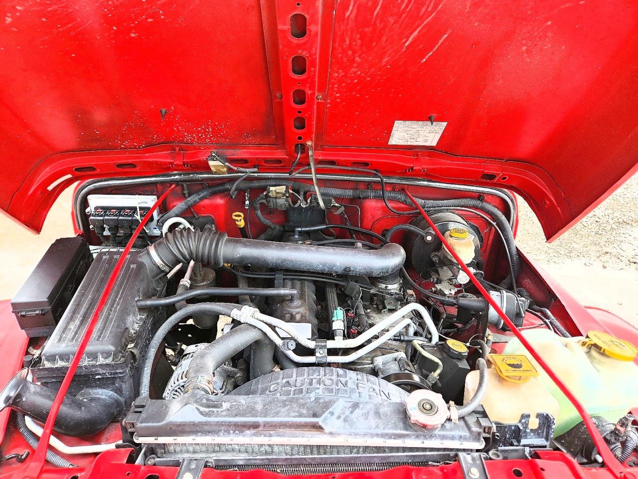 2005 Jeep Wrangler X Red vin: 1J4FA39S65P363490