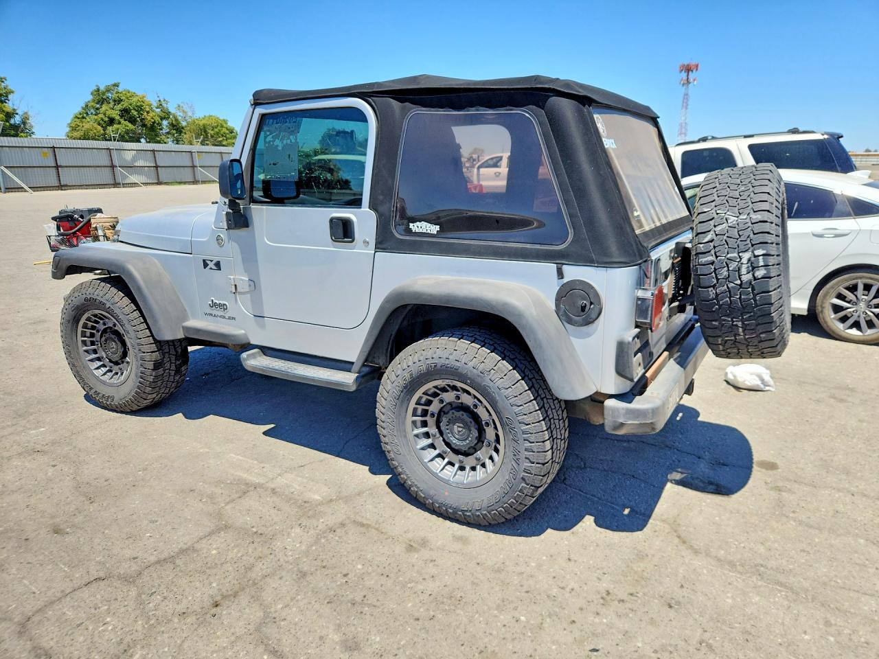 2005 Jeep Wrangler X Silver vin: 1J4FA39S65P376367