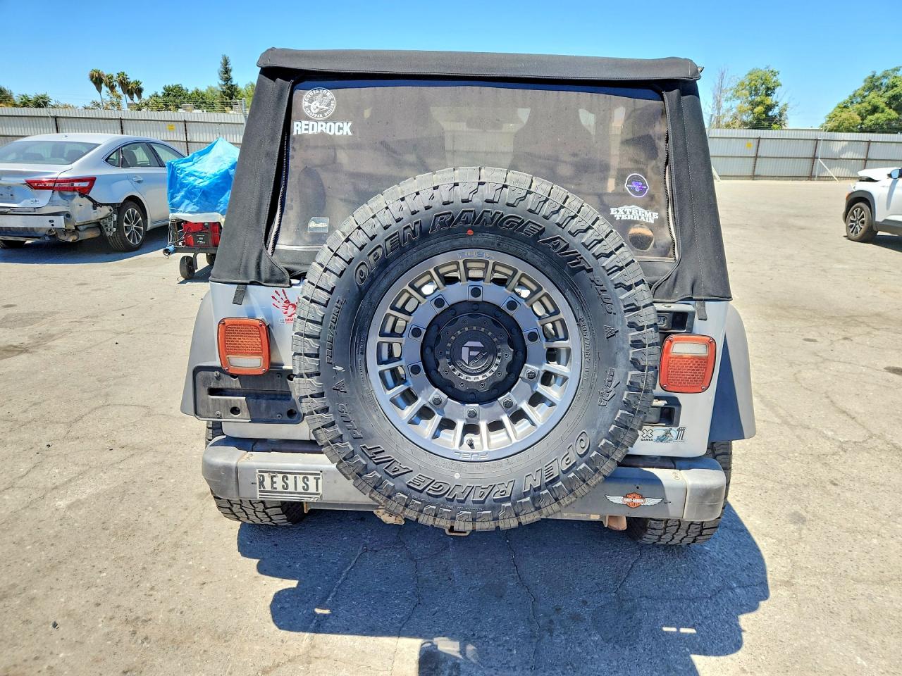 2005 Jeep Wrangler X Silver vin: 1J4FA39S65P376367