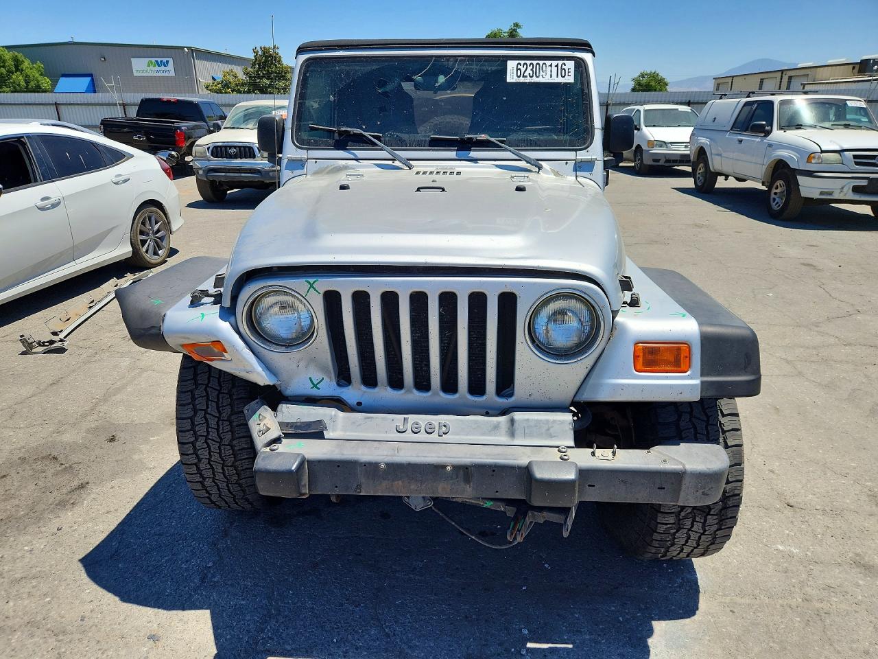2005 Jeep Wrangler X Silver vin: 1J4FA39S65P376367