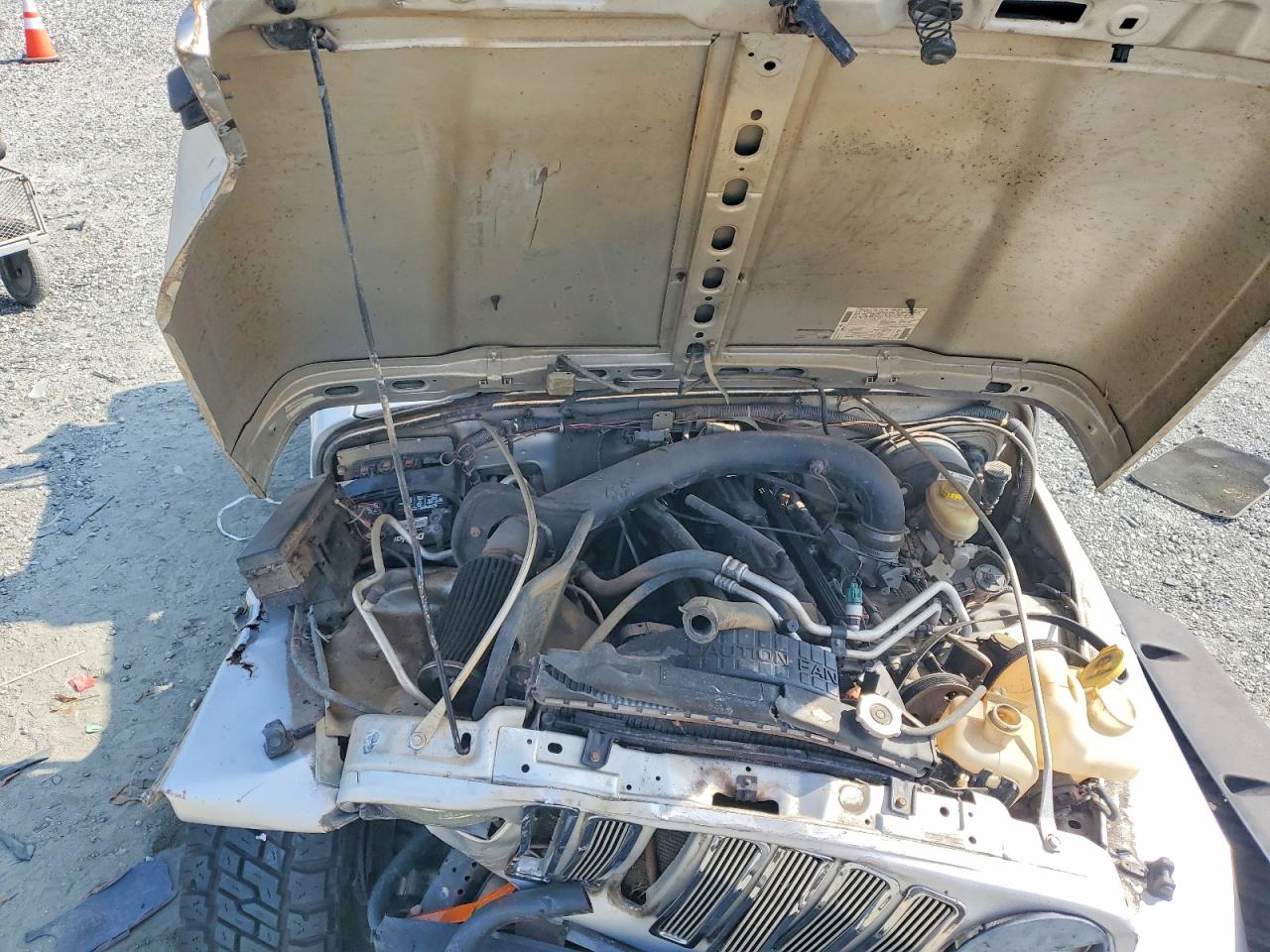 2006 Jeep Wrangler X Silver vin: 1J4FA39S66P702377