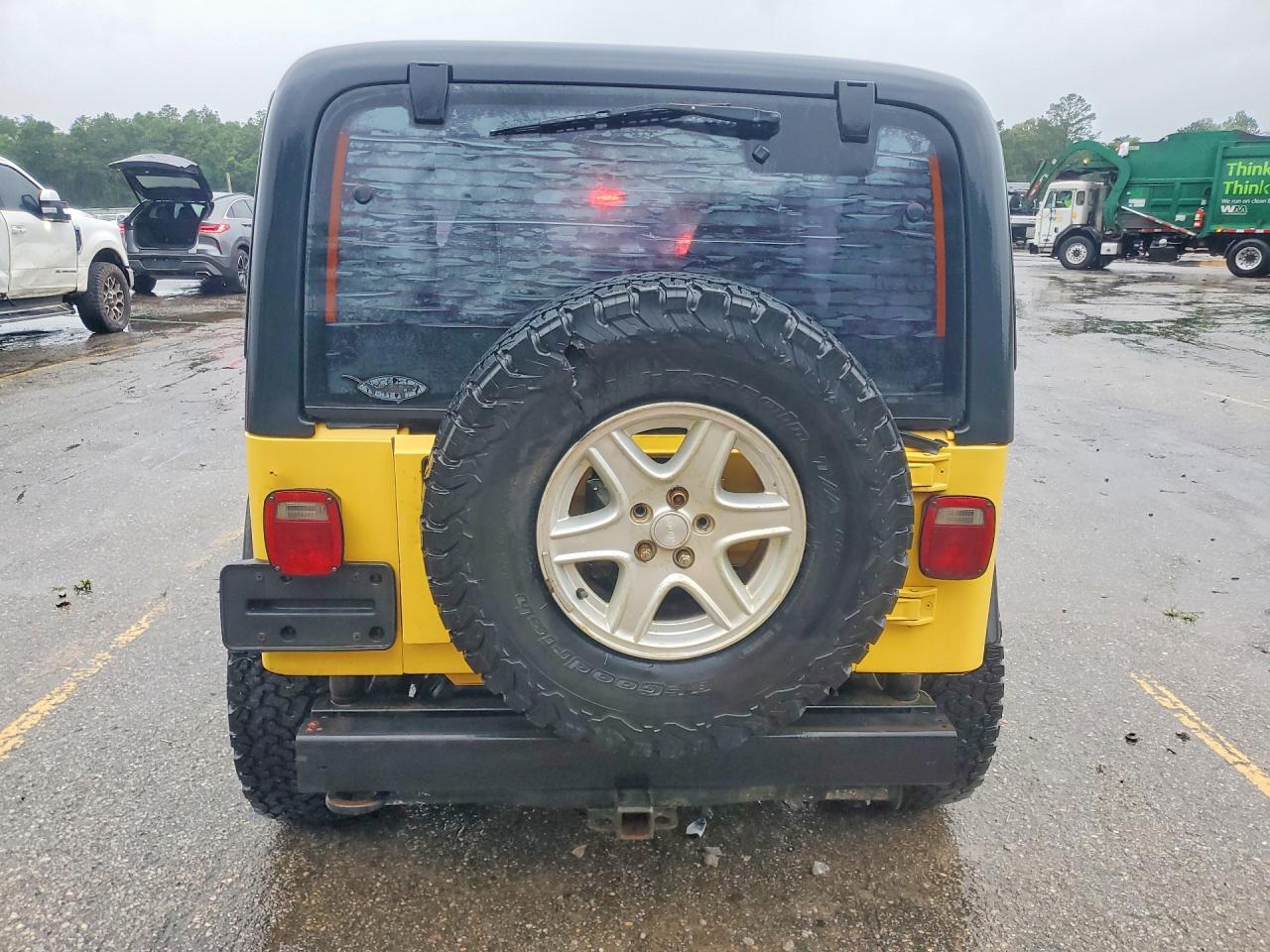 2002 Jeep Wrangler / Tj X Желтый vin: 1J4FA39S72P719179