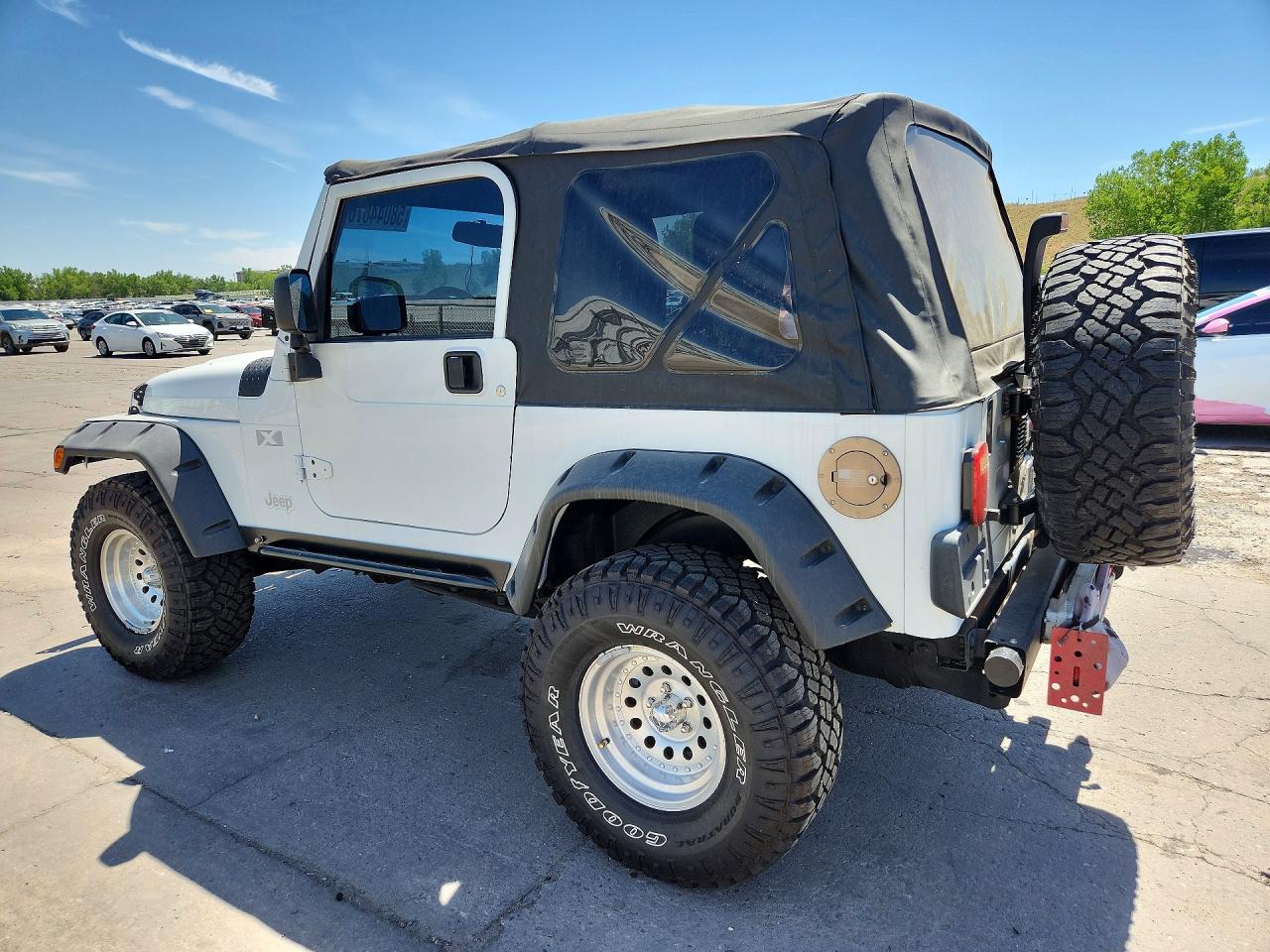 2004 Jeep Wrangler X White vin: 1J4FA39S94P700586