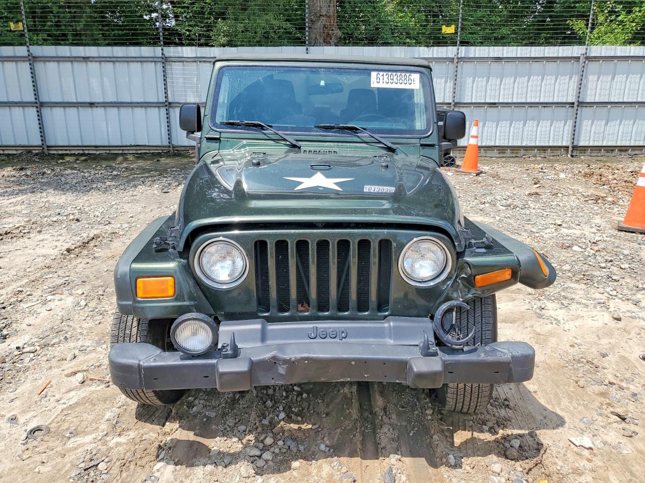 2004 Jeep Wrangler X Зеленый vin: 1J4FA39S94P715380