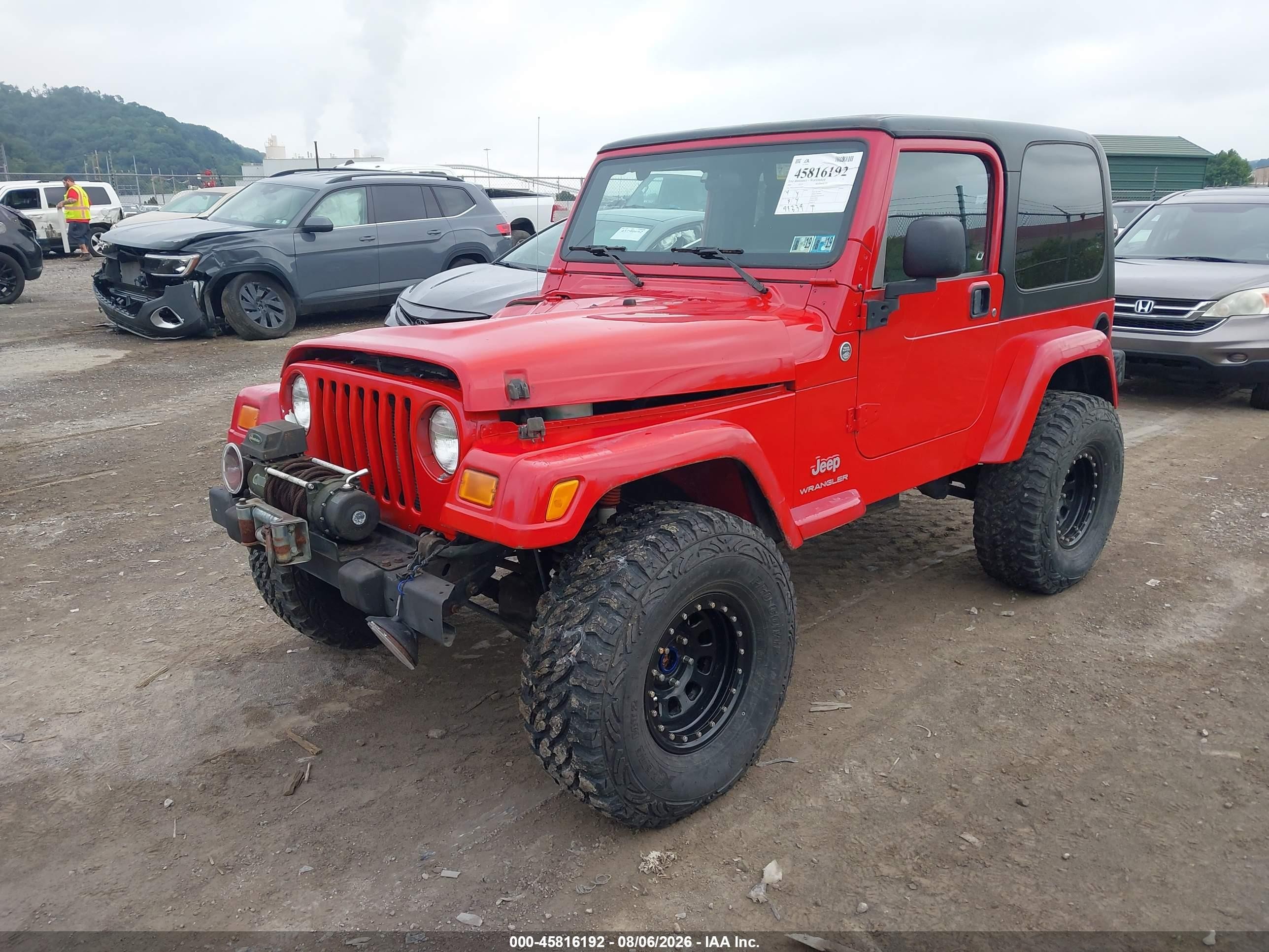 2005 Jeep Wrangler X Red vin: 1J4FA39S95P372619
