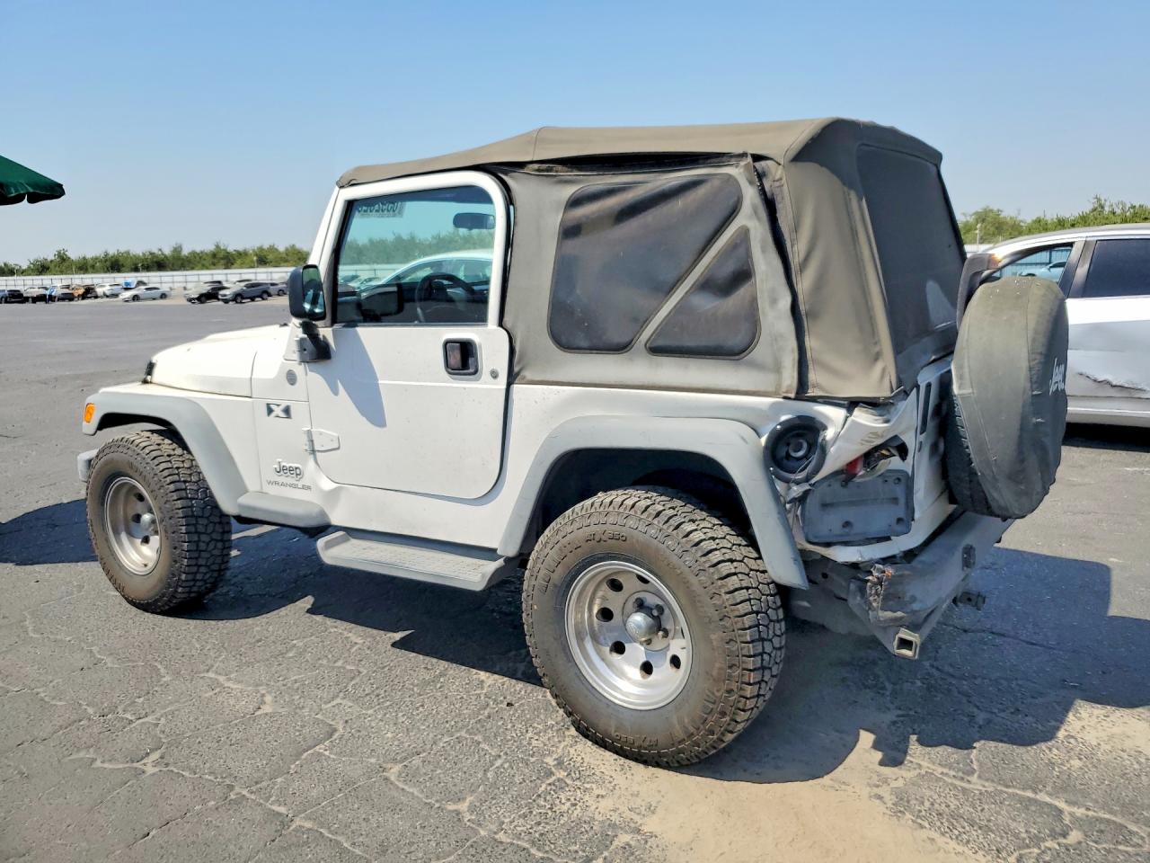 2004 Jeep Wrangler X White vin: 1J4FA39SX4P749537