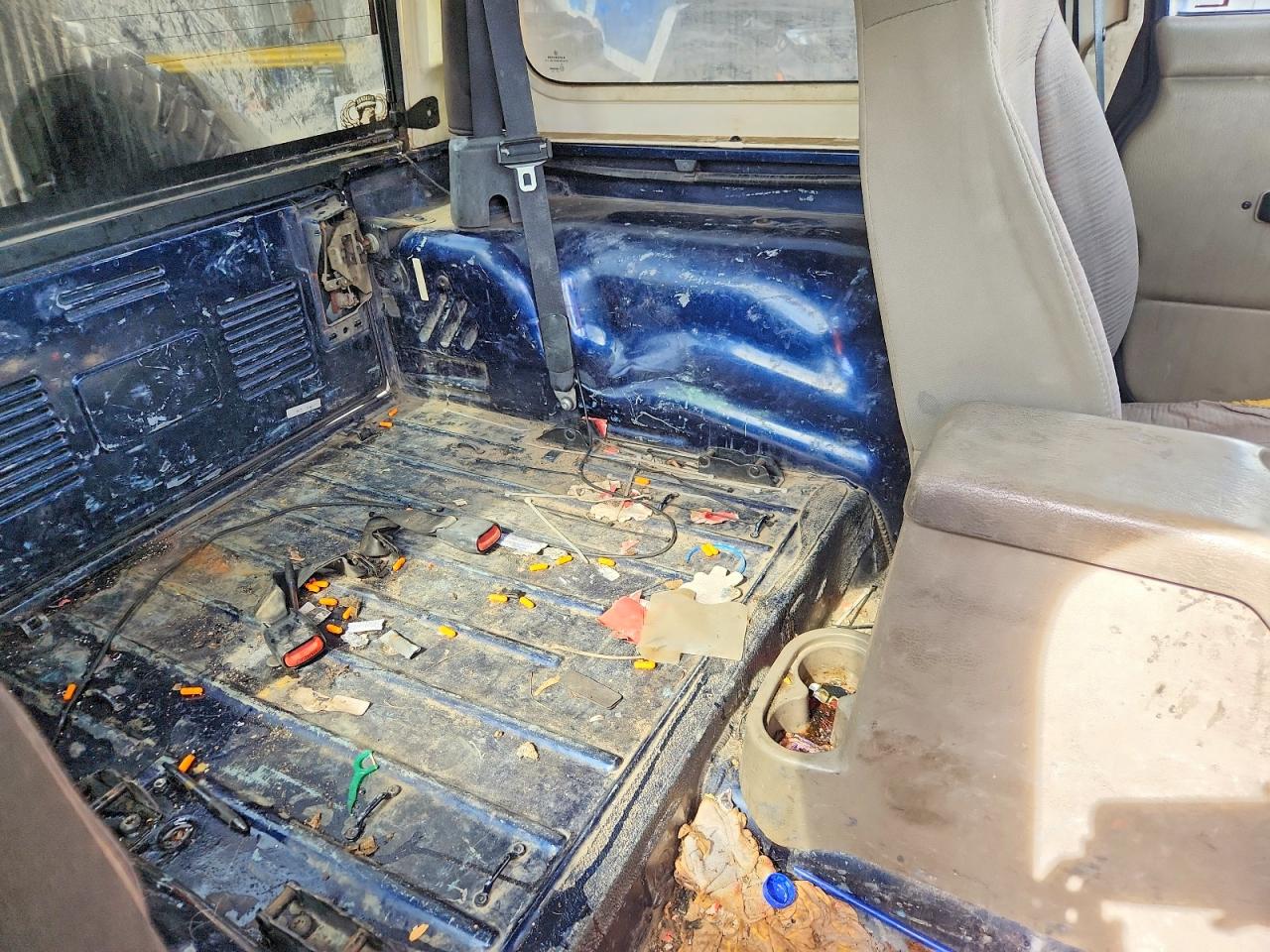 2005 Jeep Wrangler X Синий vin: 1J4FA39SX5P334753