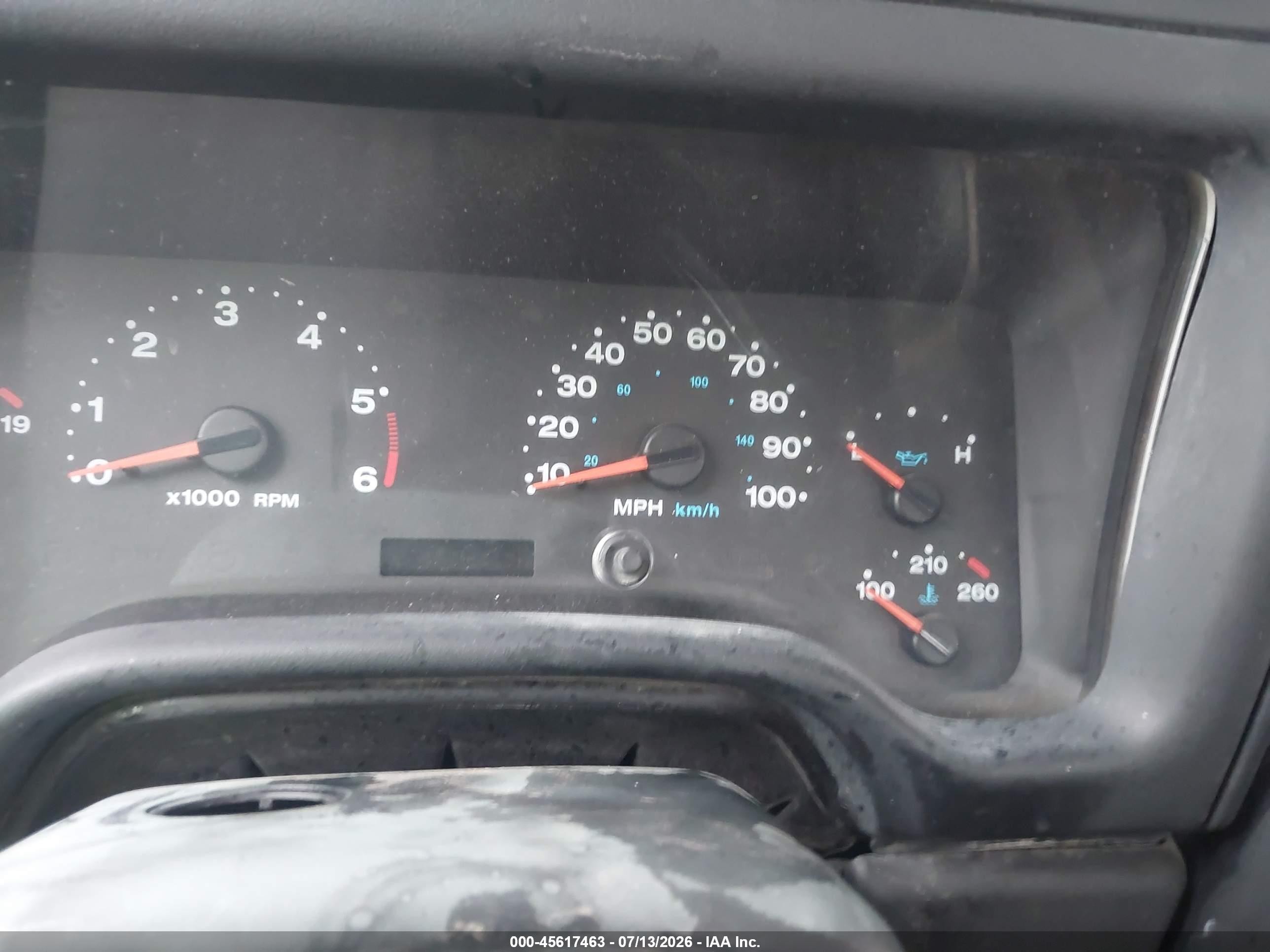 2005 Jeep Wrangler X Красный vin: 1J4FA39SX5P357210