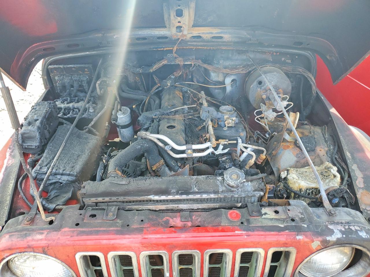 2005 Jeep Wrangler / Tj Unlimited Red vin: 1J4FA44S05P313150