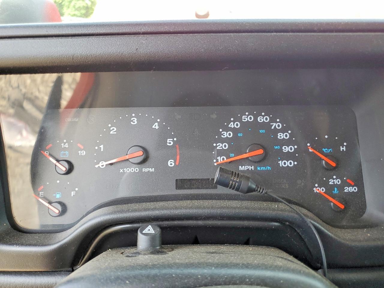2005 Jeep Wrangler / Tj Unlimited Red vin: 1J4FA44S05P313150