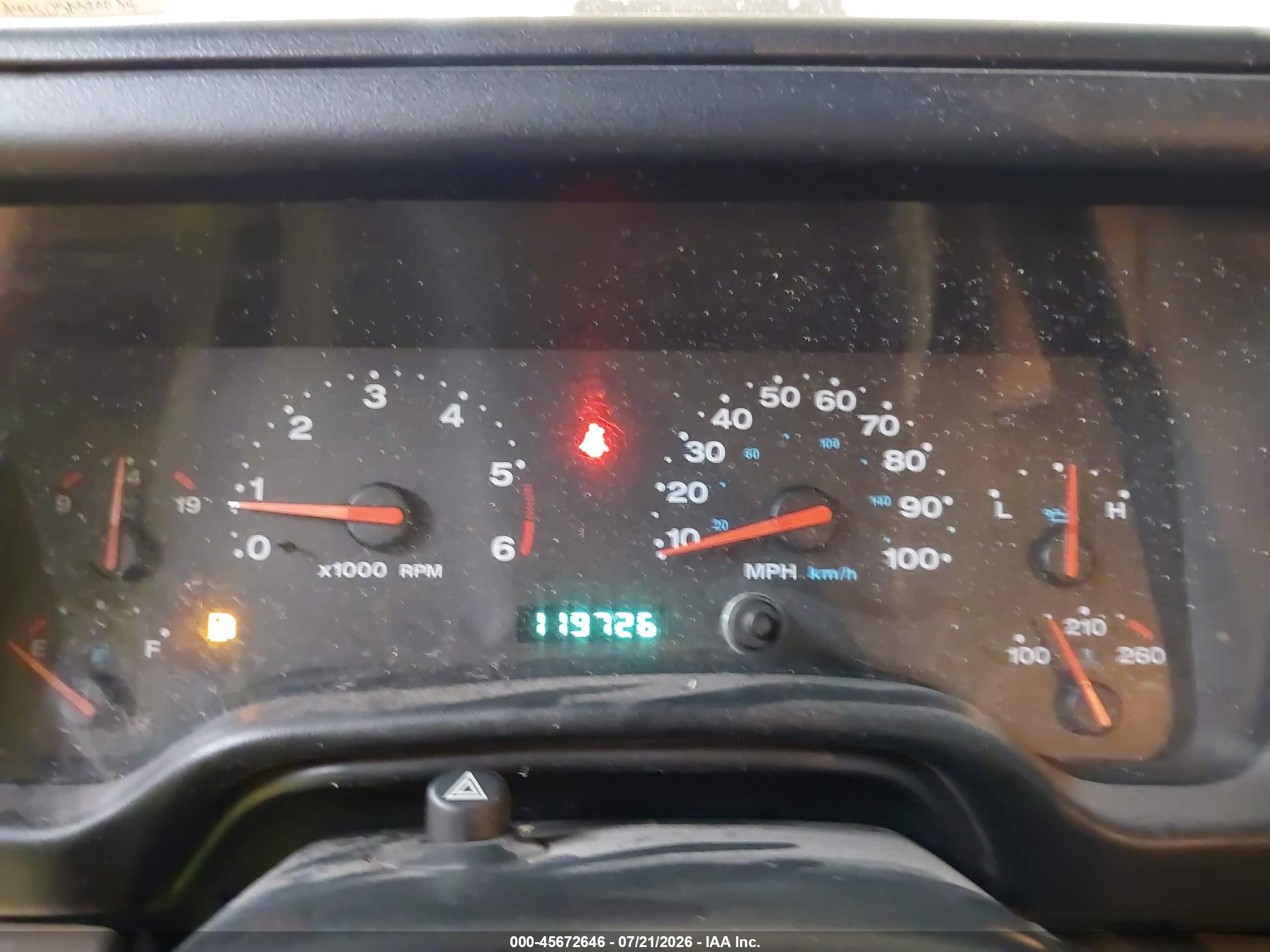 2005 Jeep Wrangler Unlimited Tan vin: 1J4FA44S05P320034