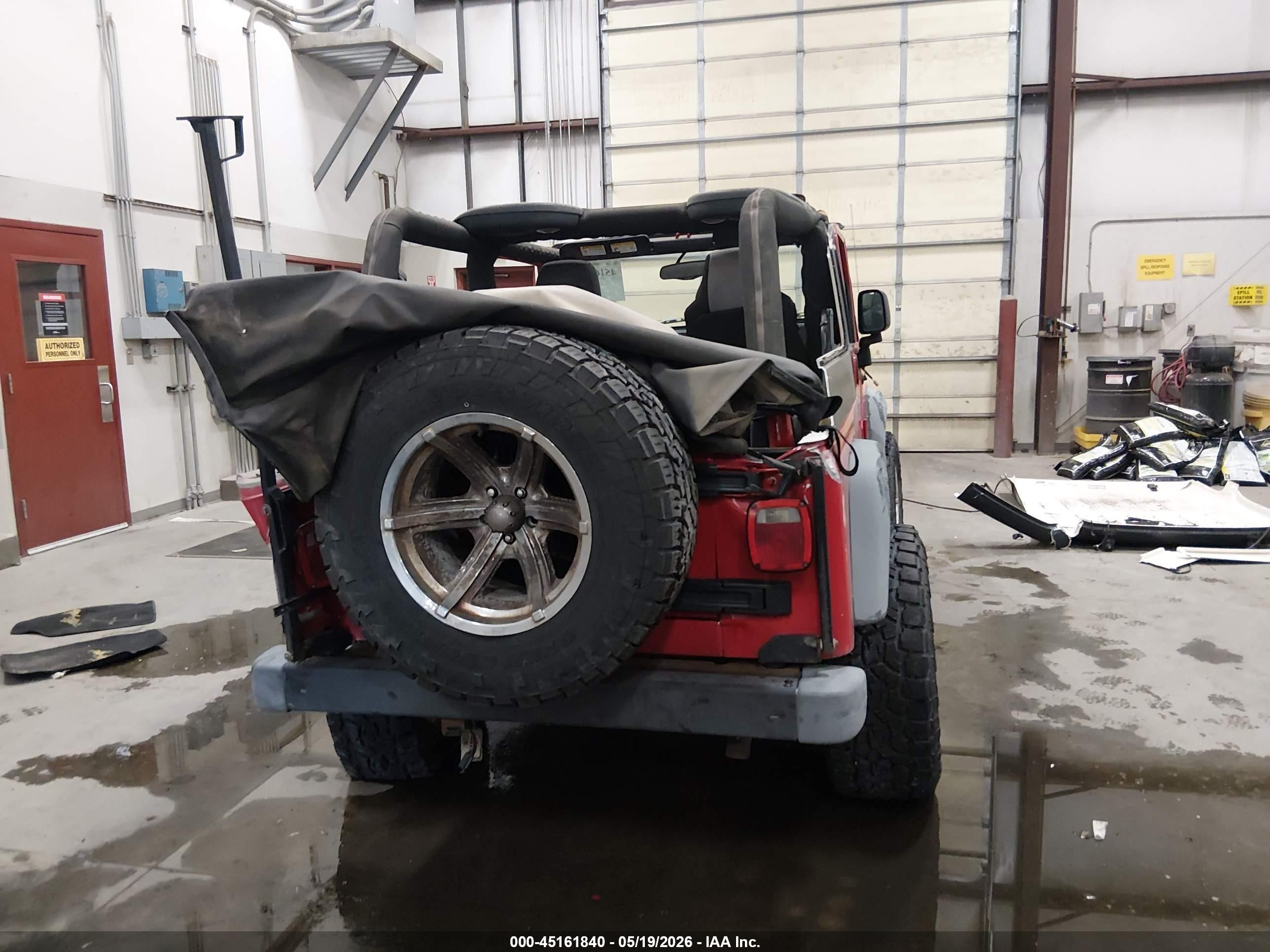 2006 Jeep Wrangler Unlimited Red vin: 1J4FA44S06P763432