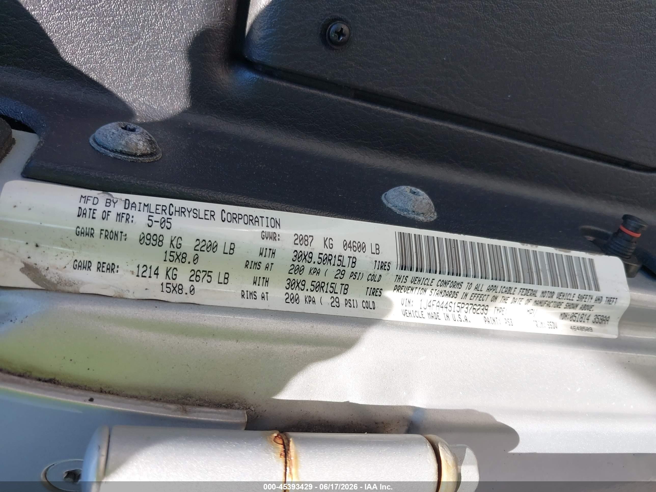 2005 Jeep Wrangler Серебряный vin: 1J4FA44S15P376239