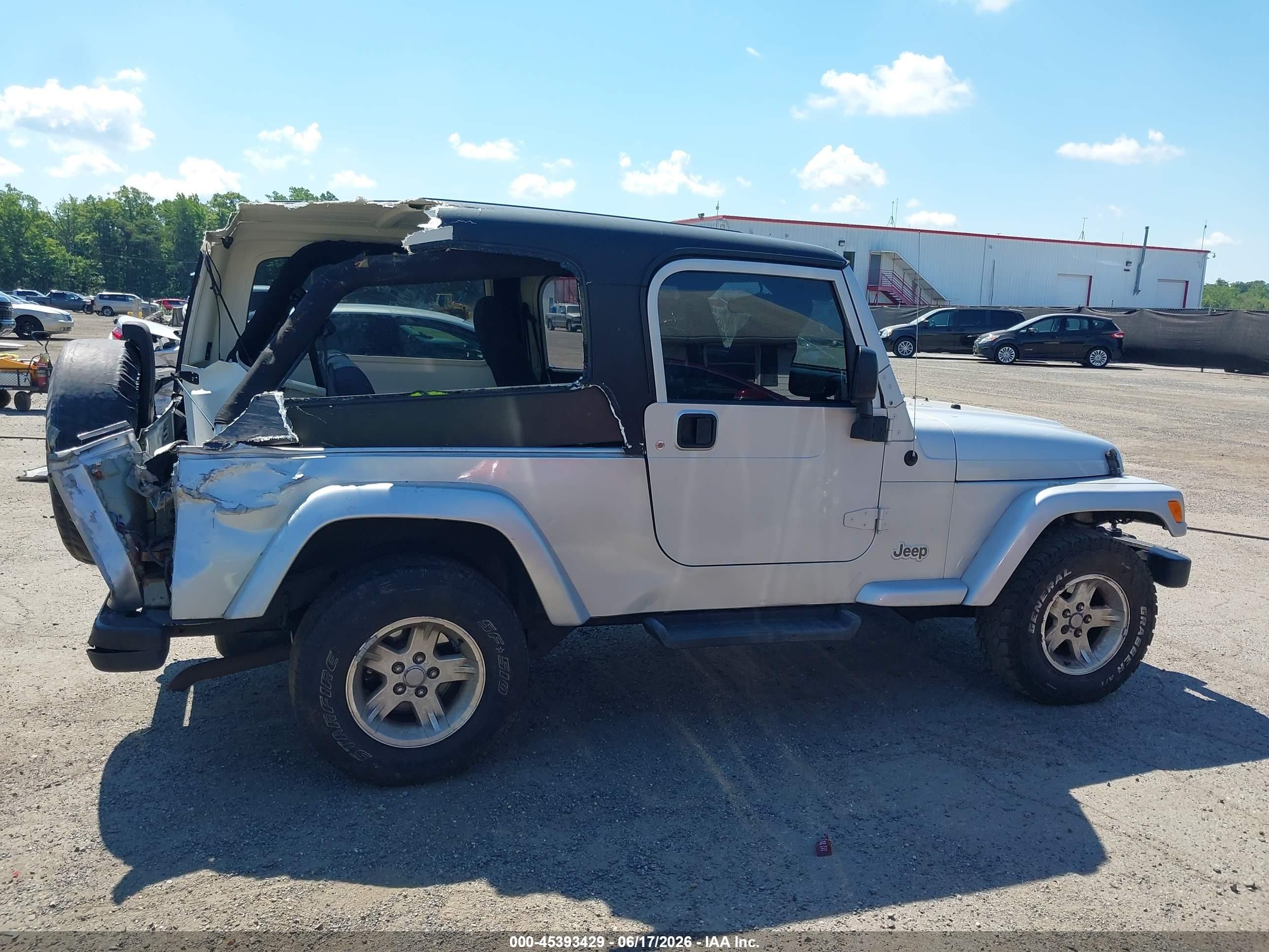 2005 Jeep Wrangler Серебряный vin: 1J4FA44S15P376239