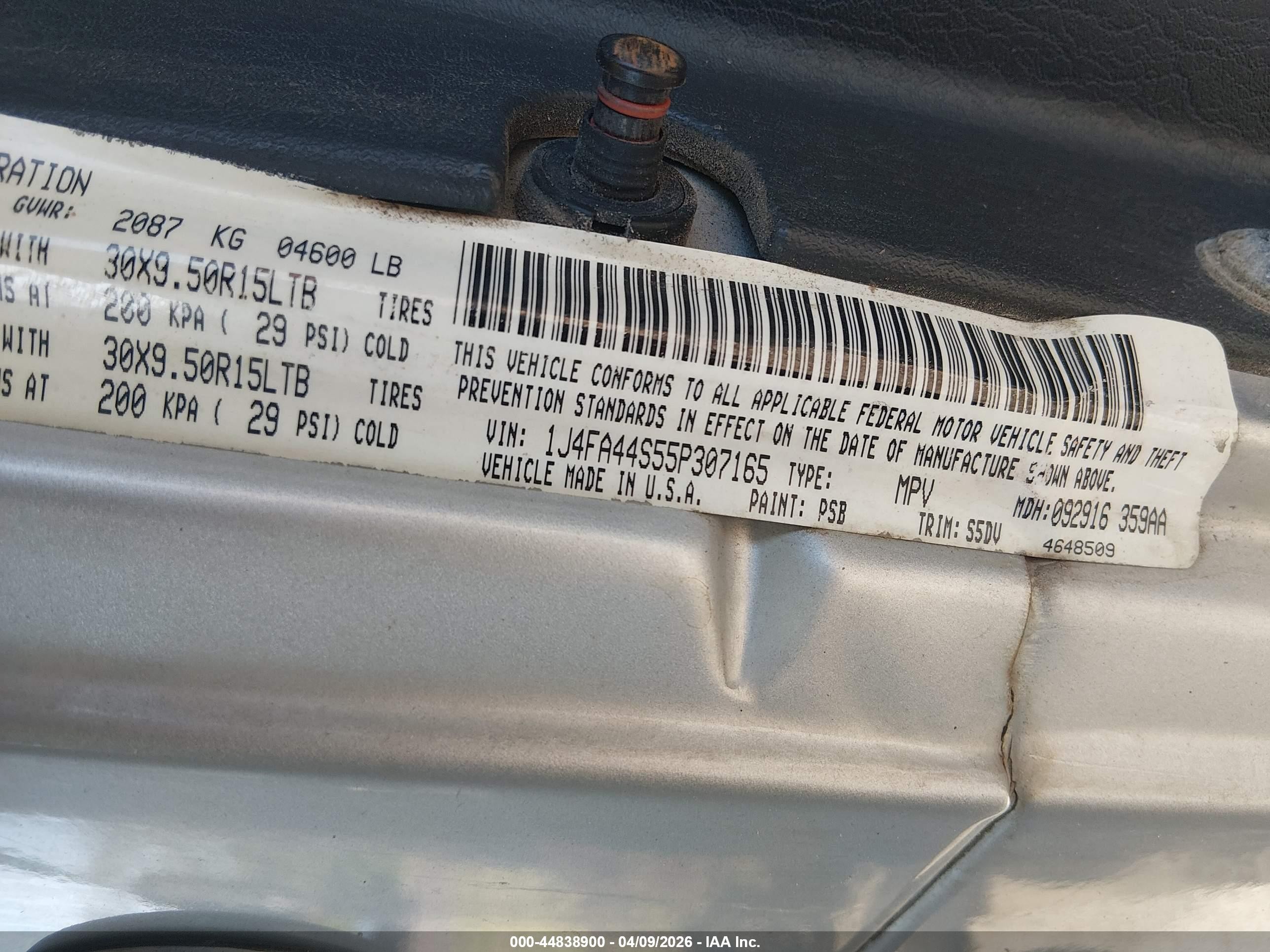 2005 Jeep Wrangler Unlimited Silver vin: 1J4FA44S55P307165