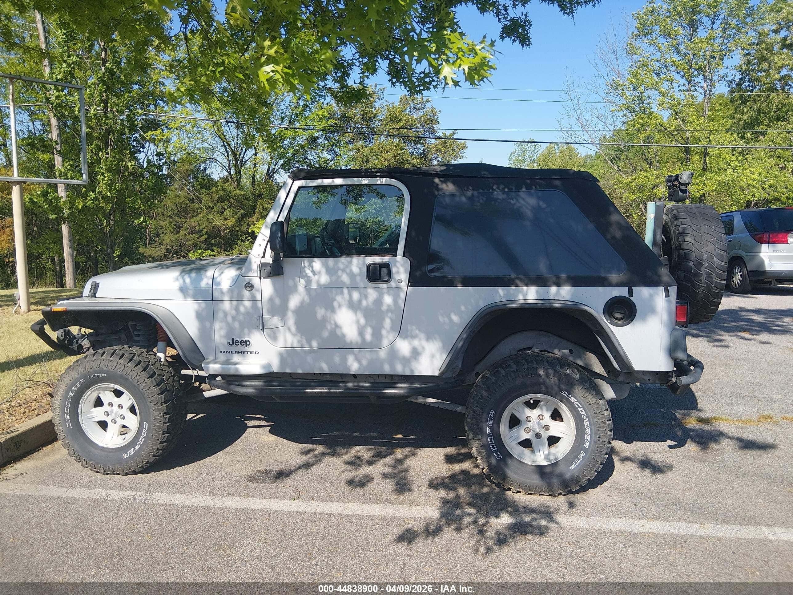 2005 Jeep Wrangler Unlimited Silver vin: 1J4FA44S55P307165