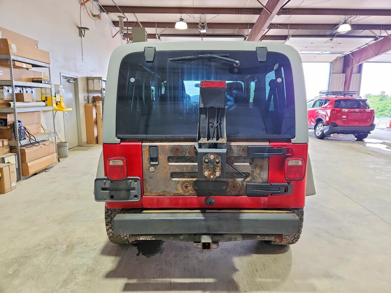 2005 Jeep Wrangler / Tj Unlimited Red vin: 1J4FA44S55P353529