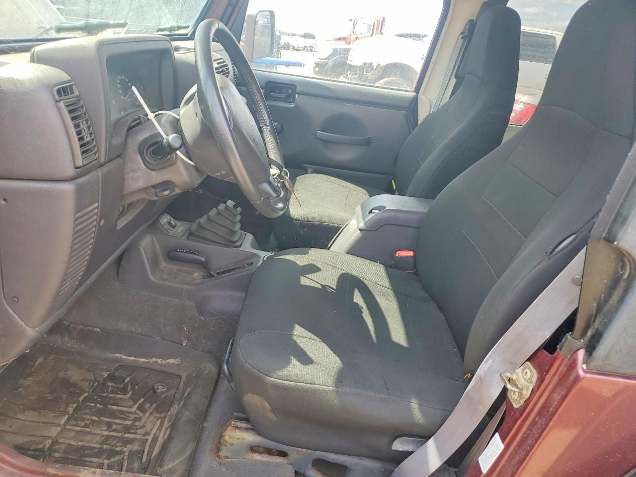 2002 Jeep Wrangler / Tj Sport Maroon vin: 1J4FA49S02P767418