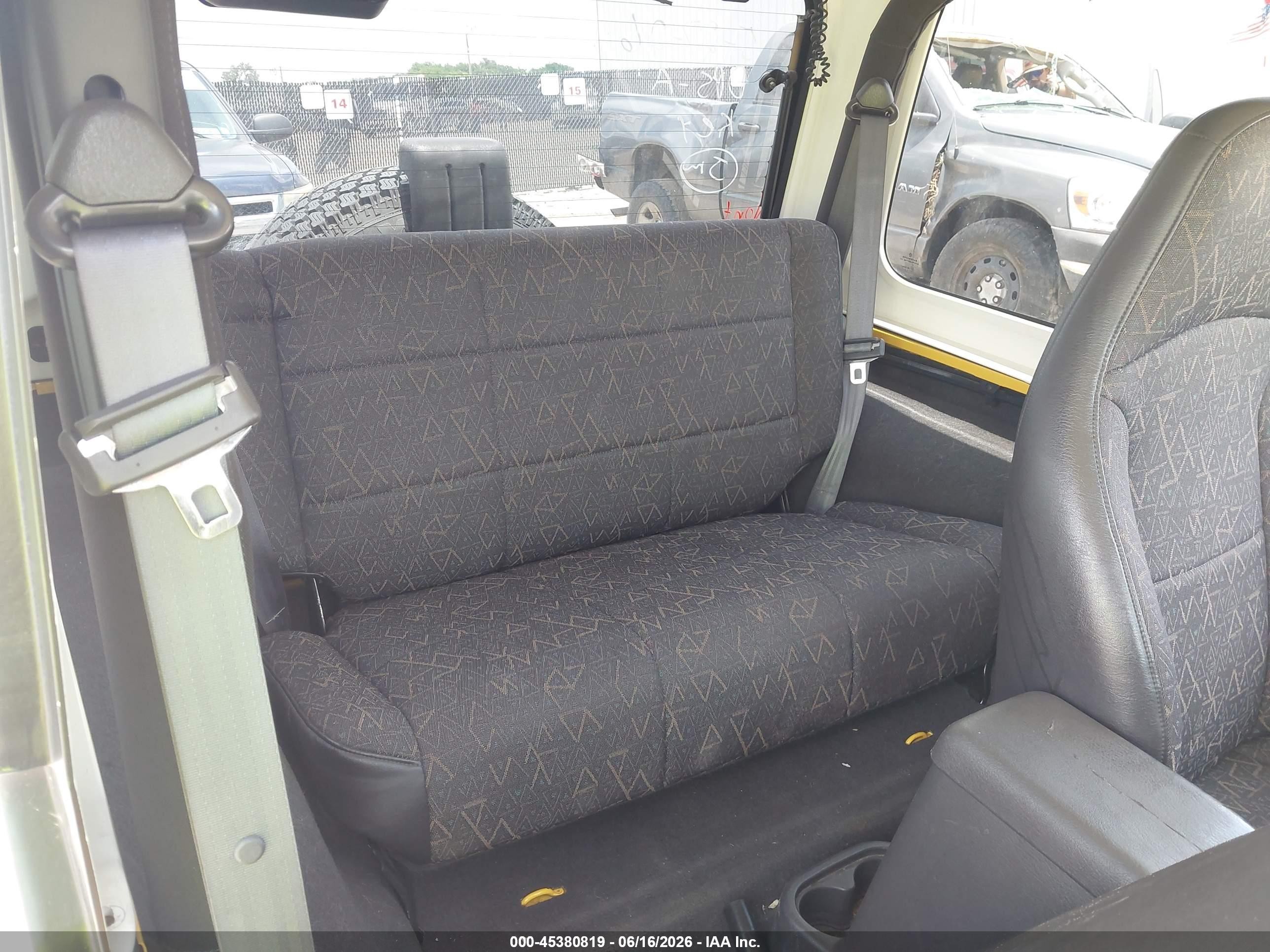 2001 Jeep Wrangler Sport Yellow vin: 1J4FA49S21P306607